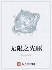 给学生们送礼物的老师