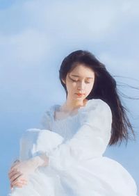 蜉蝣而上H